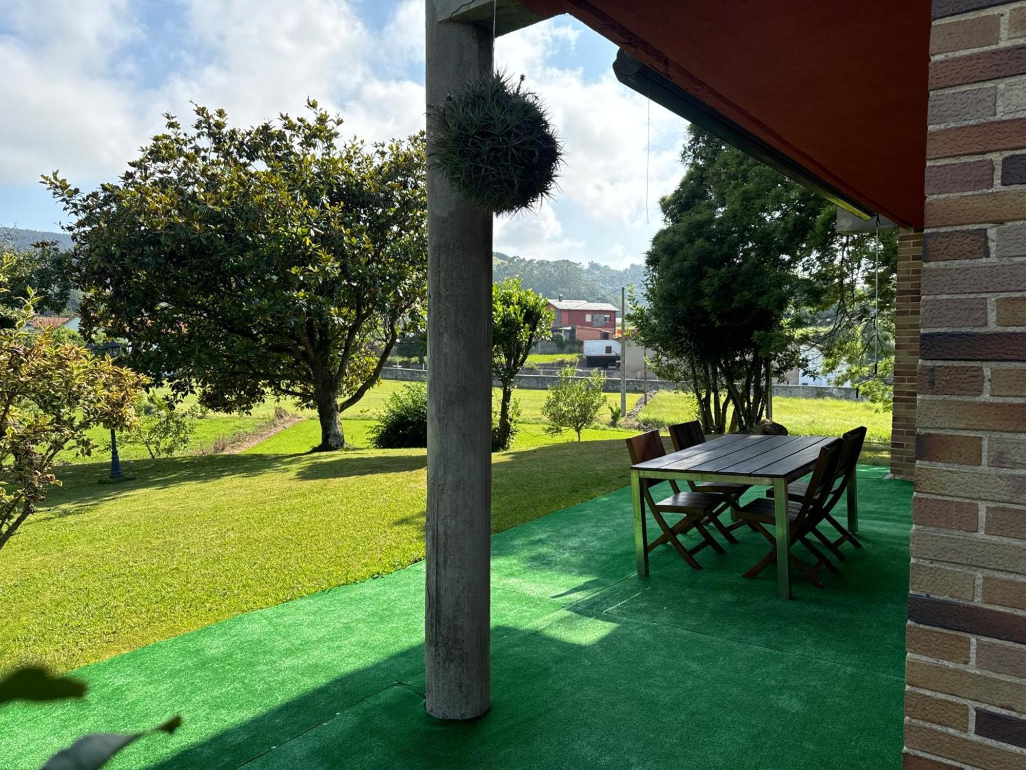 Apartamentos La Roblera Orena Exteriör bild